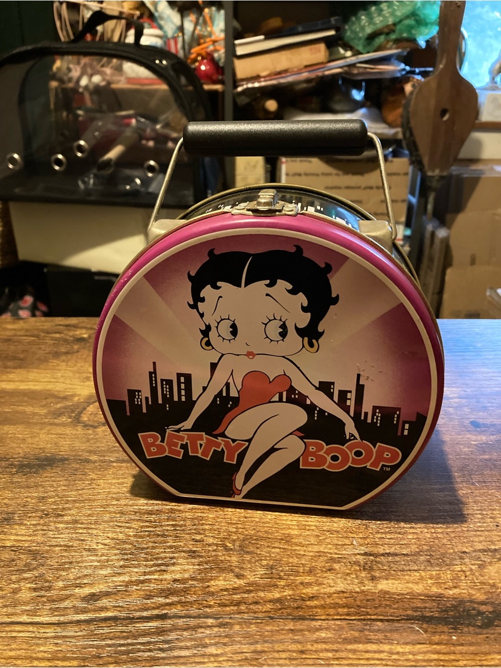 Vintage 1998 round Betty Boop lunch box